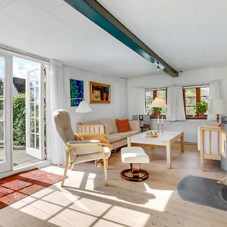Holiday home 1 Bedroom Pet Friendly In *