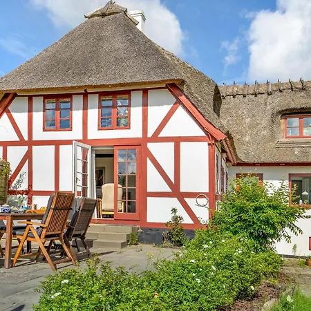 1 Bedroom Pet Friendly In Svendborg